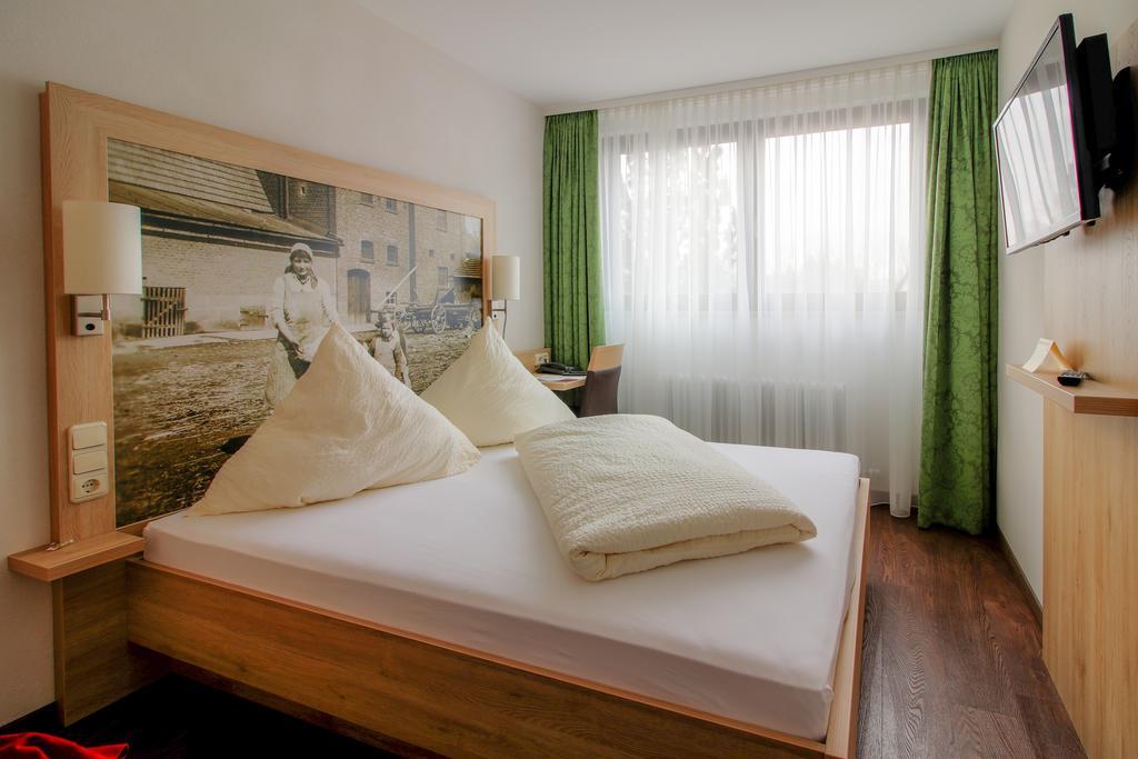 Landhotel Schnupp Neudrossenfeld Buitenkant foto